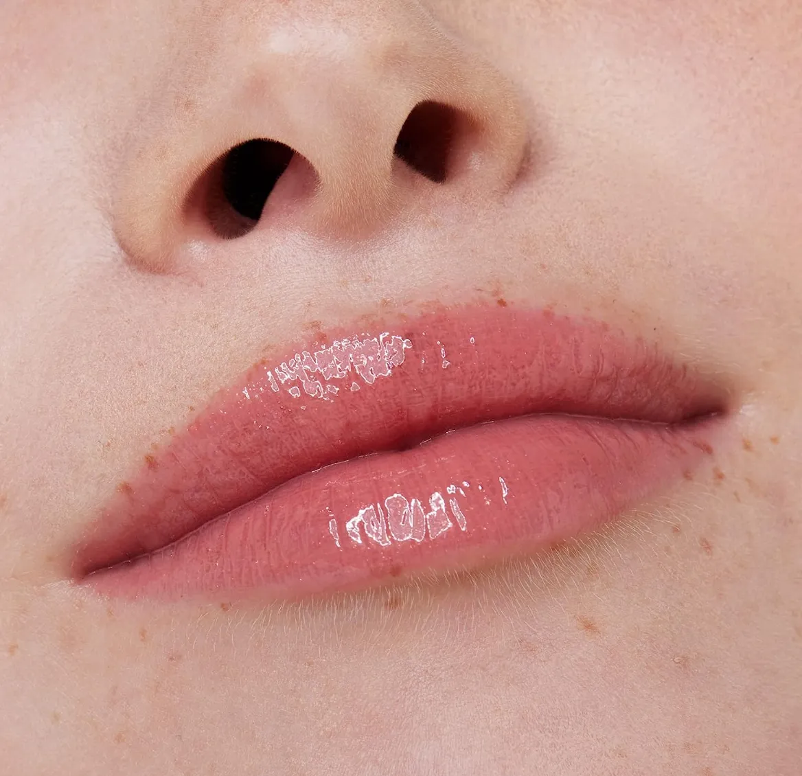 Essence | What the Fake! Plumping Lip Filler | Volumizing Lip Gloss Made With Hyaluronic Acid and Vitamin E | Vegan & Cruelty Free | Free From Gluten, Parabens & Fragrance (02 | Oh My Nude!)