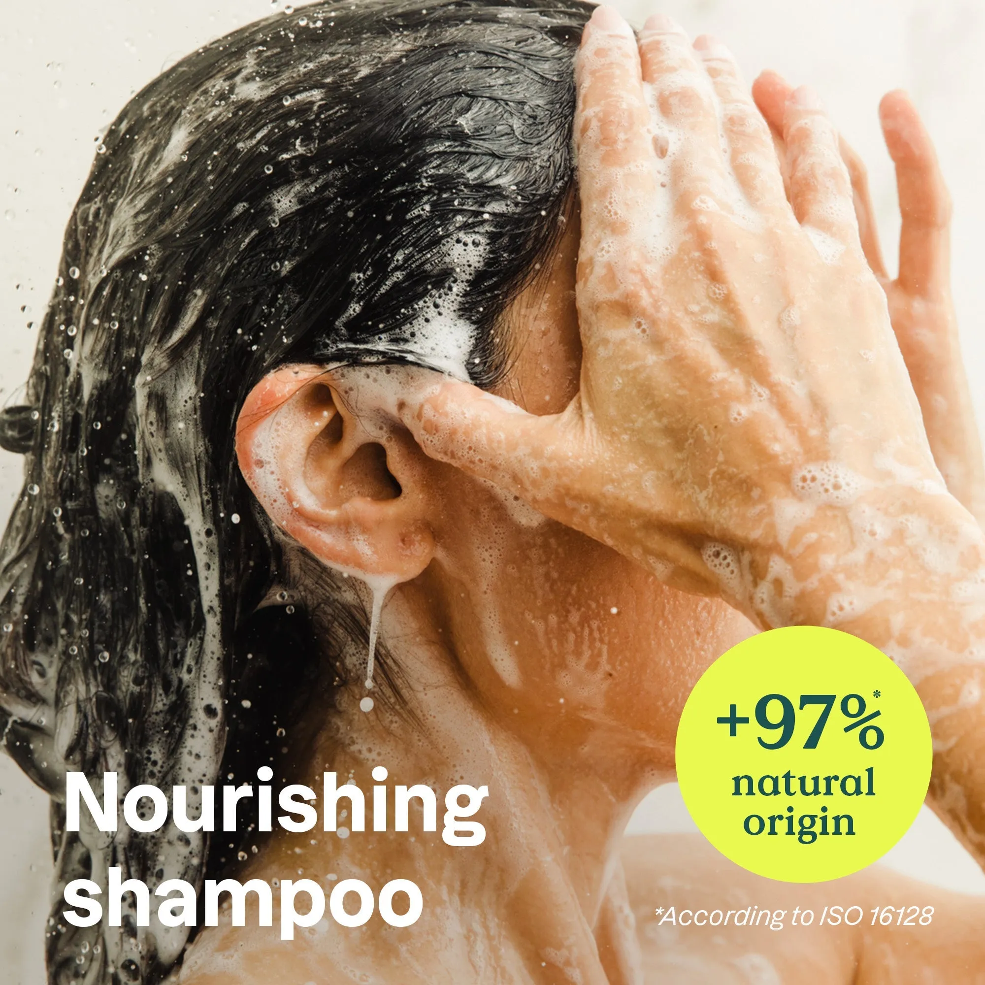 Nourishing shampoo : SUPER LEAVES™