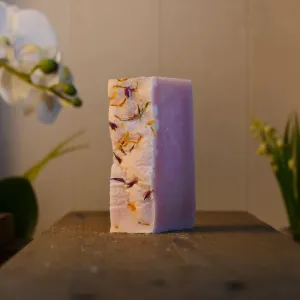 Organic Lavandin Soap with Goats Milk - Gentle Cleansing for Soft Nourished Skin