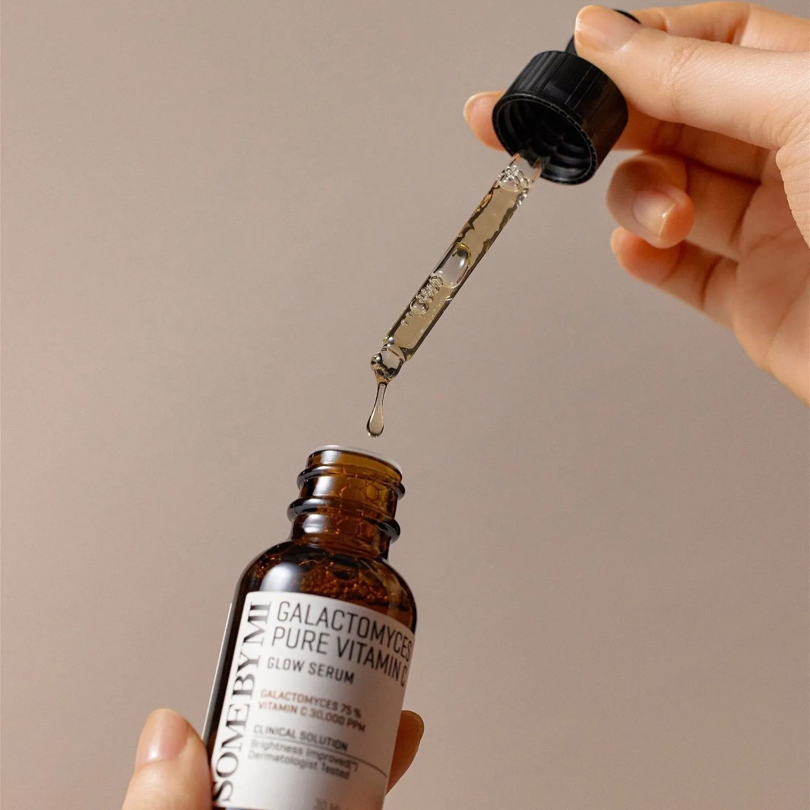SOME BY MI Galactomyces Pure Vitamin C Glow Serum 莎柏蜜 半乳糖酵母维C提亮精华 30ml